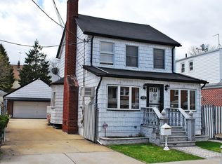 9220 242nd St, Bellerose, NY 11426