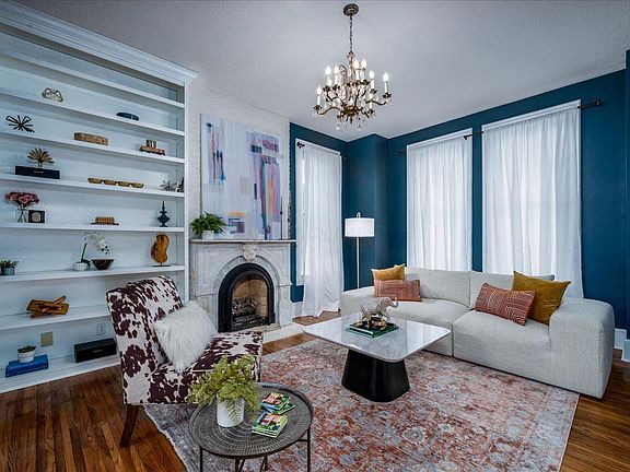 5th image of 1054 E Long St