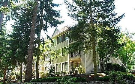 Edmonds Highlands — Photo 12
