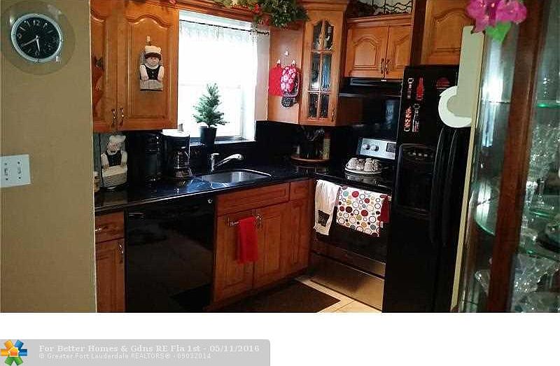 1st image of 941 Crystal Lake Dr #000