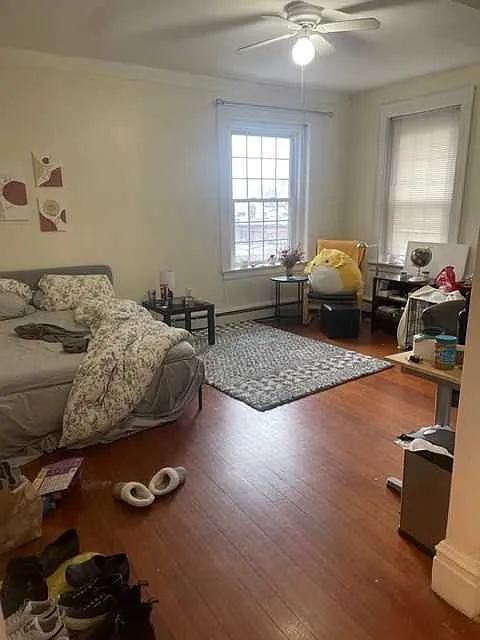 3 bed, $4,650 — Photo 2