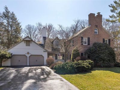 4000 Maulfair Dr, Allentown, PA, 18103