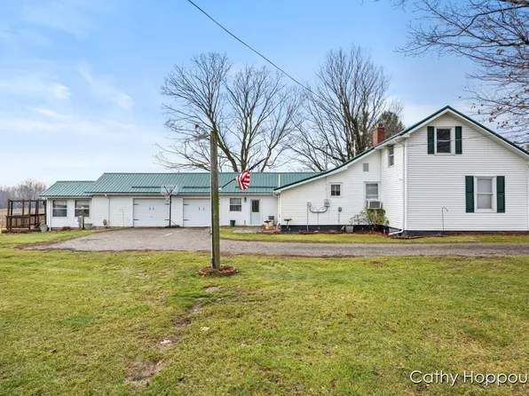6661 S Tow Rd, Sheridan, MI 48884