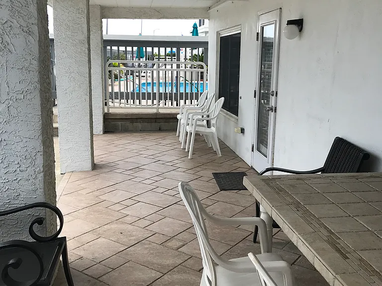 1424 Ocean Ave #1 — Photo 6