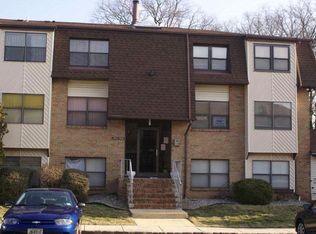 1916 Raspberry Ct, Edison, NJ 08817