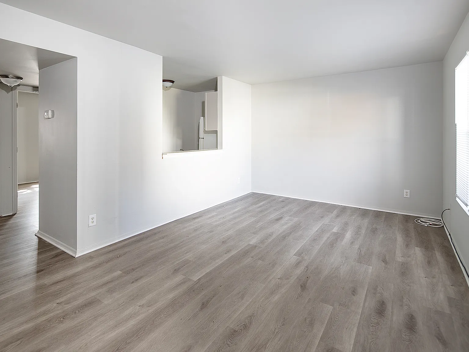 2 bed, 750 sqft, $1,025 — Photo 2