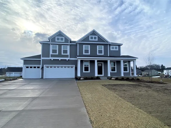 6830 Golden View Dr SE, Grand Rapids, MI 49512