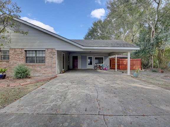 5th image of 100 Cheshire Cir