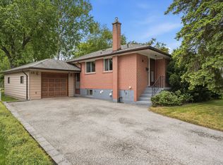 13 Kemano Rd, Aurora, ON L4G2Y2