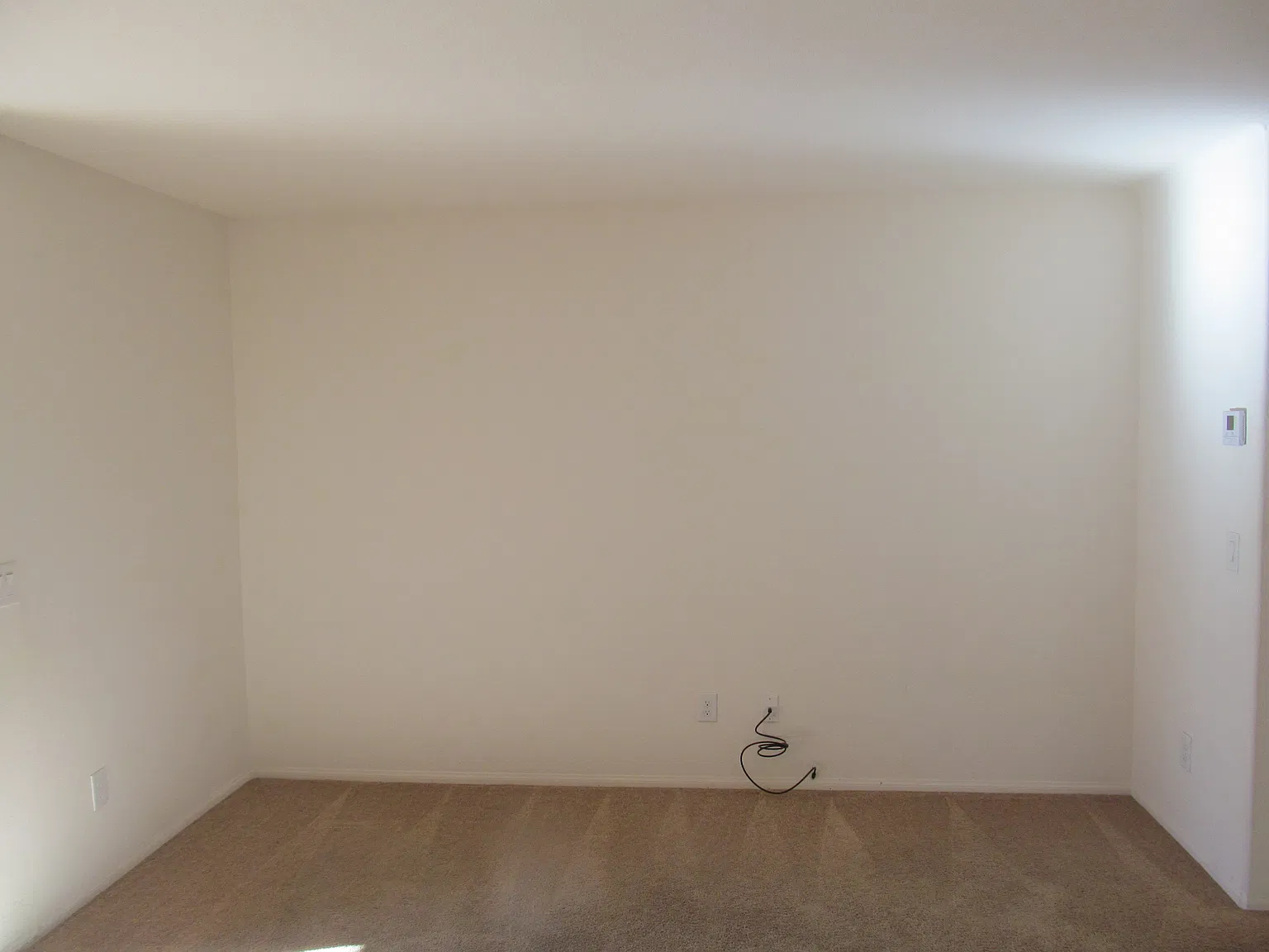3 bed, 2.5 bath, 1480 sqft, $1,750 — Photo 4