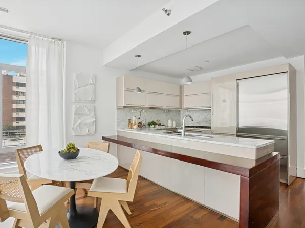 163 West 18th Street image 3 of 9