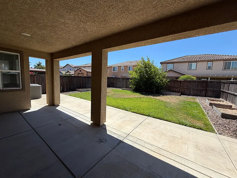 10413 Siltstone Way — Photo 32