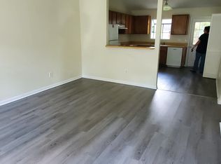 208 Corey Ct, Jacksonville, NC 28546