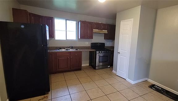 4th image of 8741 Gervais St