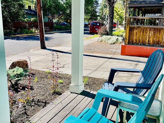 Right on Riverfront St.