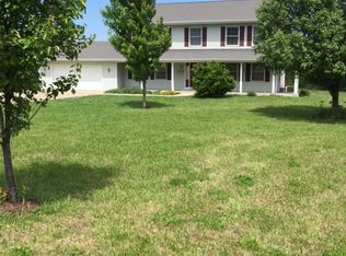 992 E 750 Rd, Lawrence, KS 66047