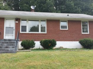 3412 Manassas Dr, Roanoke, VA 24018