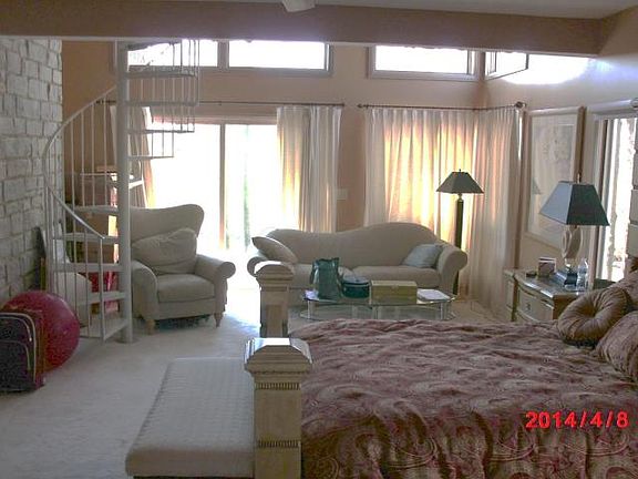 3rd image of 1627 Oxbow Dr