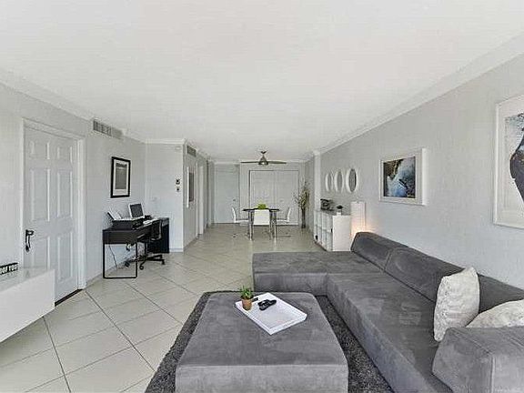 4th image of 6770 Indian Creek Dr APT 15