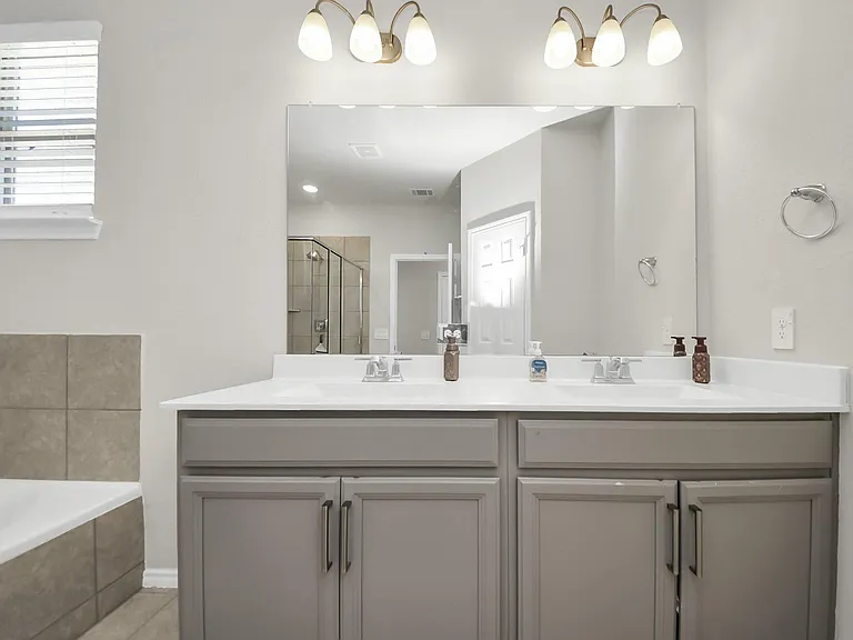3402 Avondale View Dr — Photo 21