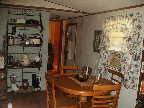 5th image of 818 County Road 2421