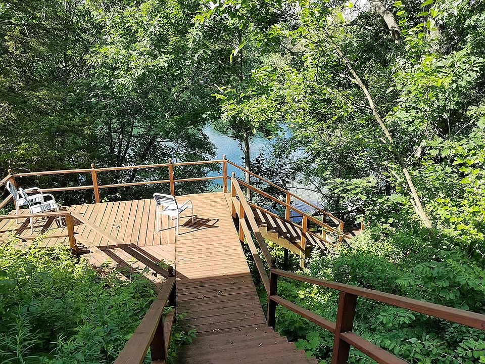 2nd image of 316 Fish Ln