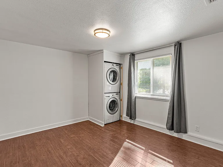 13 Lukens Pl — Photo 8