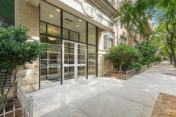 Sold by Compass | media 16