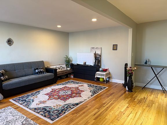 3rd image of 8450 169th St APT 214