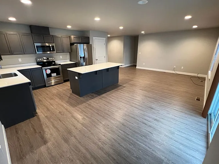 1086 S New Oak Ln — Photo 10