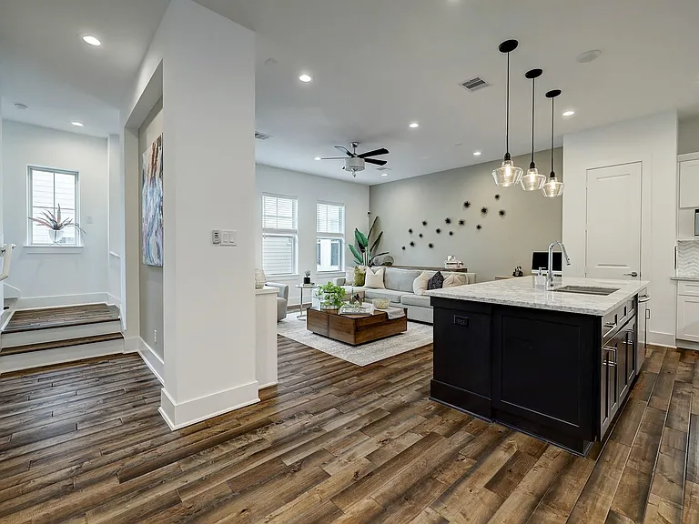 4214 Eli St #B — Photo 17
