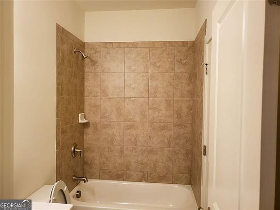 5th image of 1240 Bar Harbor Pl