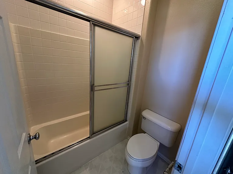932 Torrey Pines Pl — Photo 2