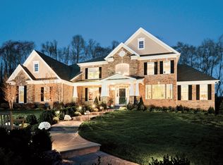 6 Walnut Rd, Hopewell Junction, NY 12533