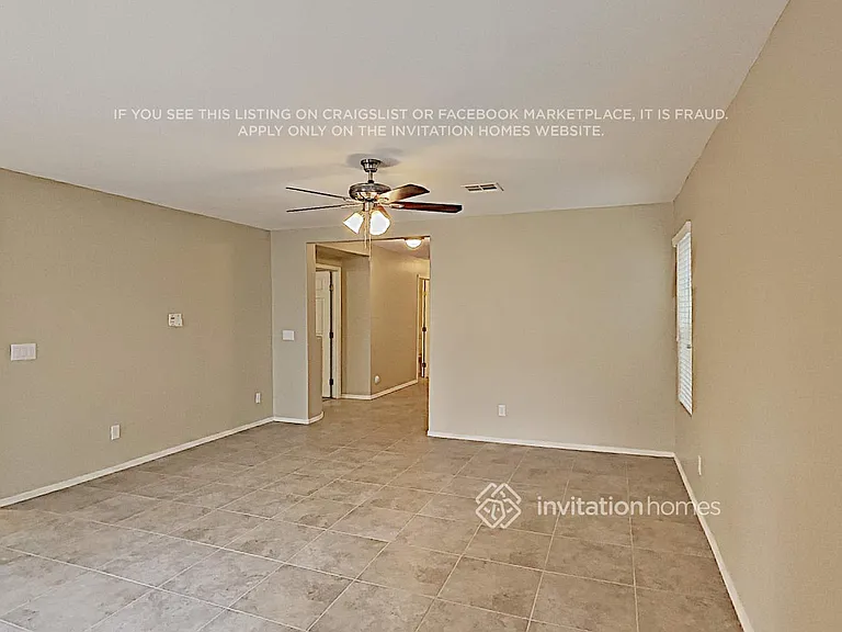 1425 E Lakeview Dr — Photo 5