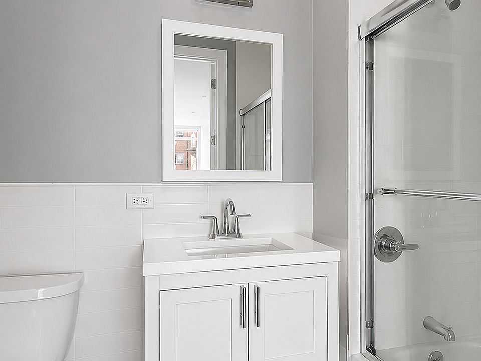 2nd image of 188 Cooper St #1AA