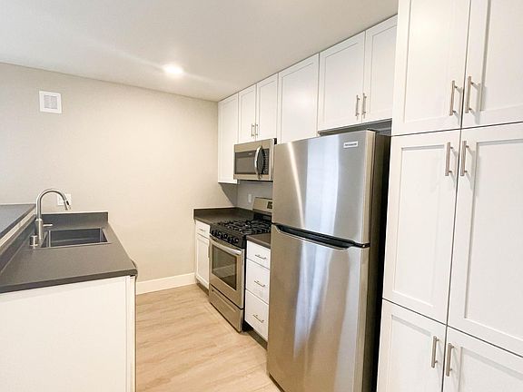 3rd image of 4144 Alabama St #1