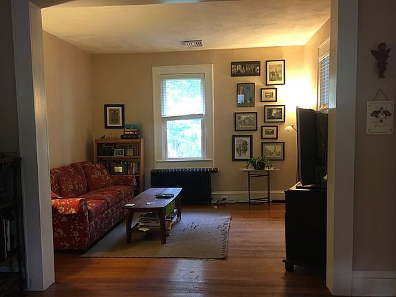 3rd image of 1502 Melrose Pkwy