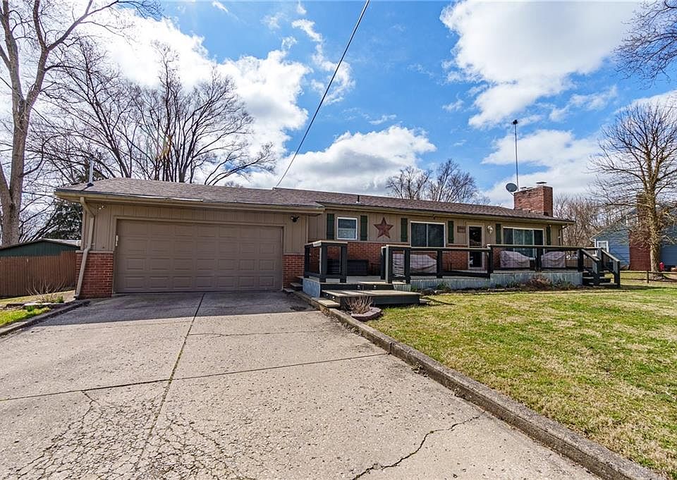 1st image of 3841 Gordon Hill Dr