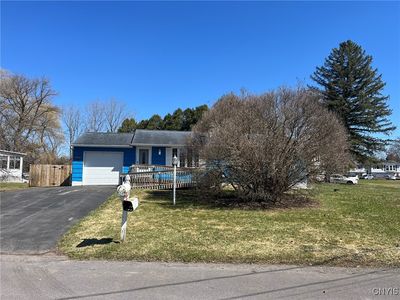 8258 Bunny Ln, Liverpool, NY, 13090