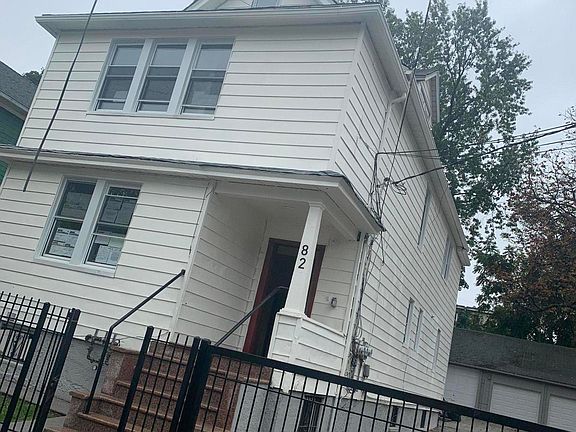 2nd image of 82 Laurel Ave