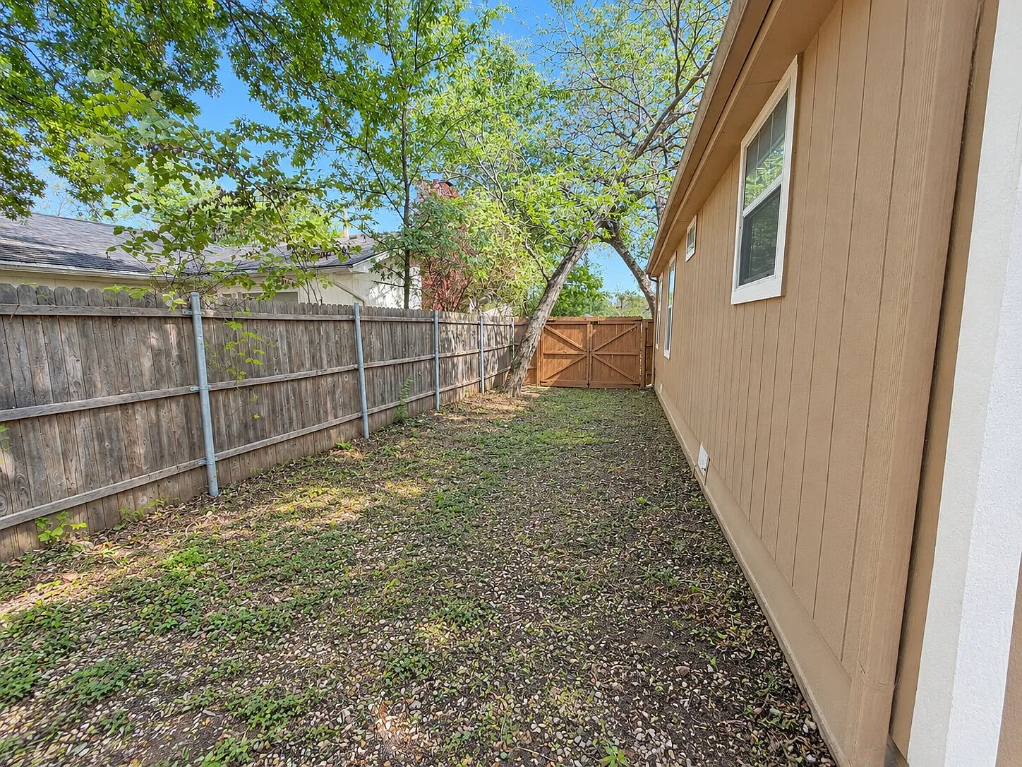2 bed, 885 sqft, $1,650 — Photo 4