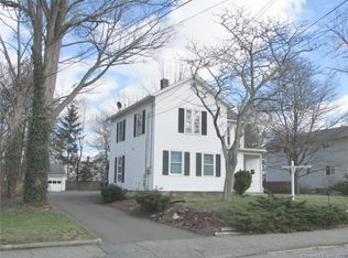 454 Prospect St, Torrington, CT 06790