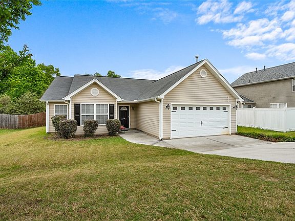 5th image of 104 Belspring Ln
