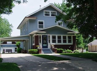 225 Geneseo St, Storm Lake, IA 50588