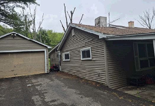 2nd image of 348 Beckwith Rd
