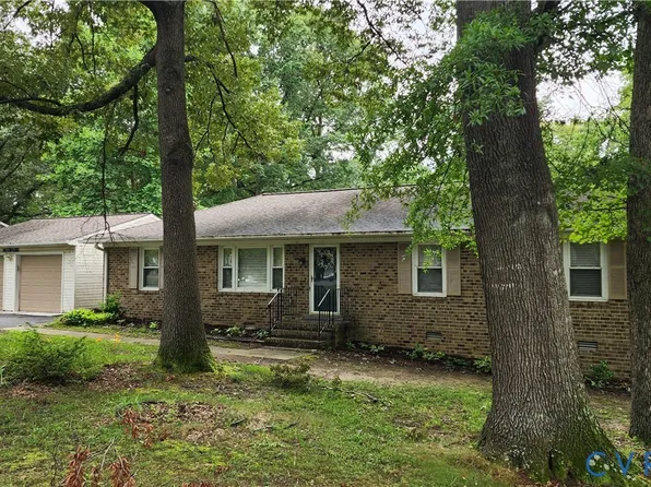 3300 Woodsong Dr, Midlothian, VA 23112