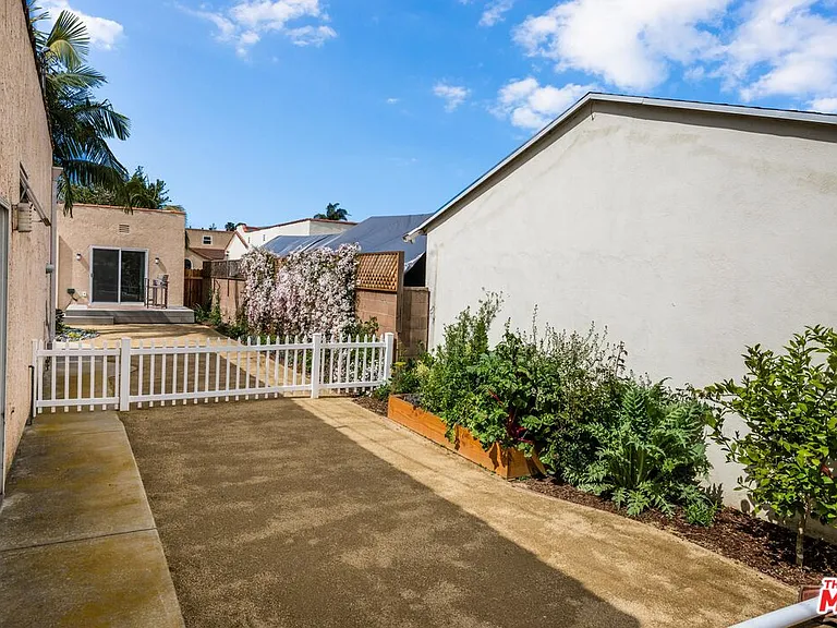 4264 Mildred Ave — Photo 23