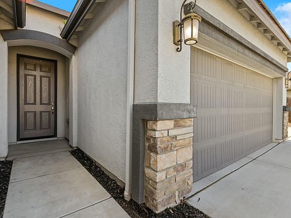 4th image of 1623 Silvervale Street