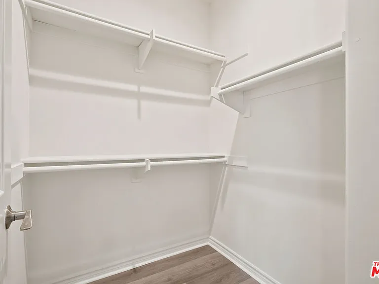 4940 Laurel Canyon Blvd #102 — Photo 13